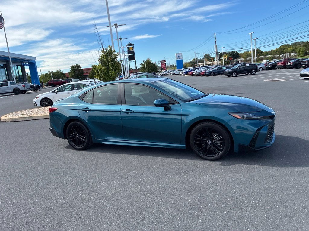 2025 Toyota Camry SE CERTIFIED