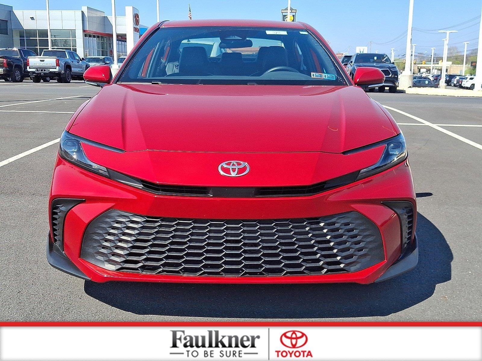 2025 Toyota Camry SE (SE)