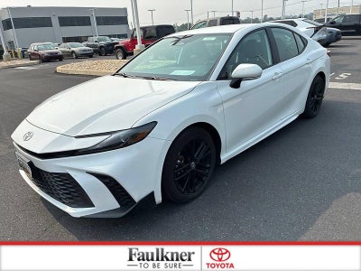 2025 Toyota Camry SE (SE)