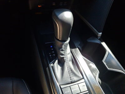 2025 Toyota Camry SE (SE)