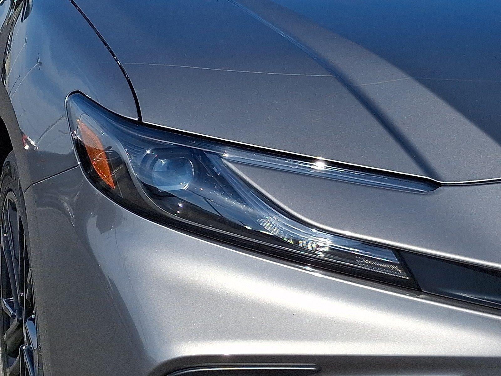2025 Toyota Camry SE (SE)