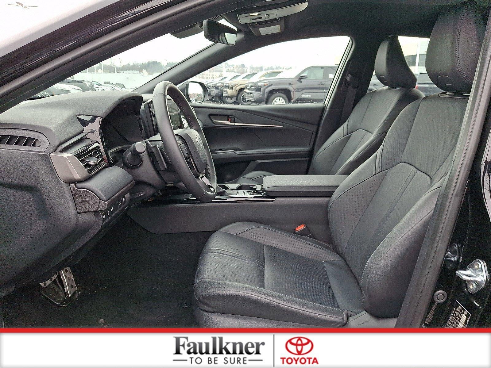 2025 Toyota Camry XSE (Natl)