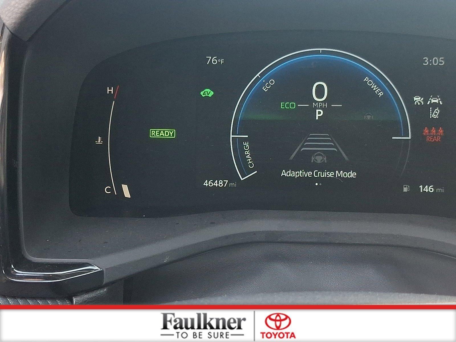 2025 Toyota Camry LE (SE)