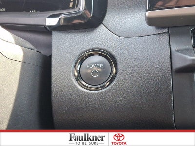 2025 Toyota Camry LE (SE)