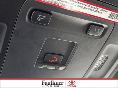 2025 Toyota Camry LE (SE)