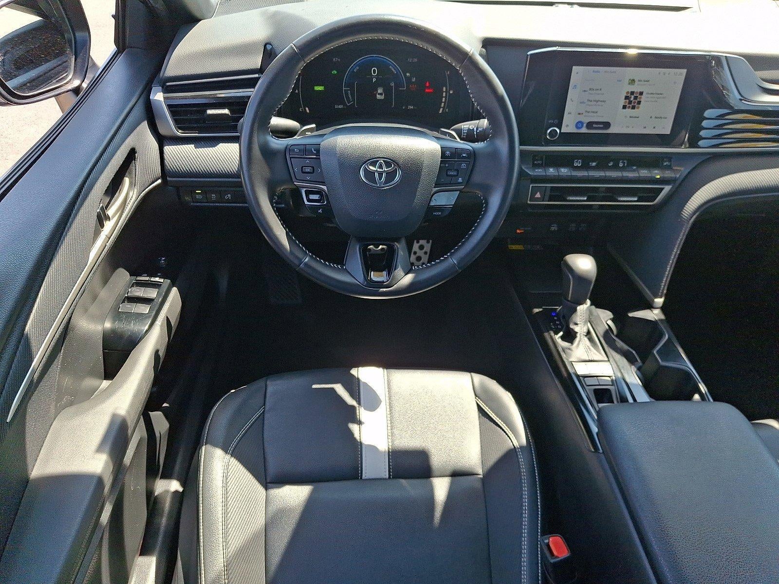2025 Toyota Camry SE (SE)