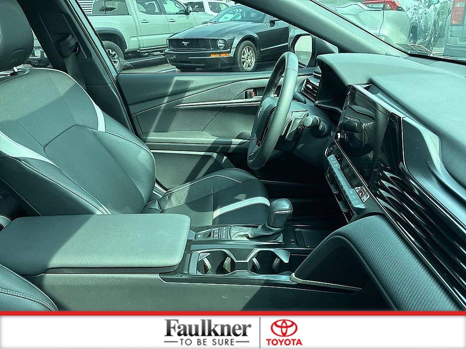 2026 Toyota Camry SE (SE)