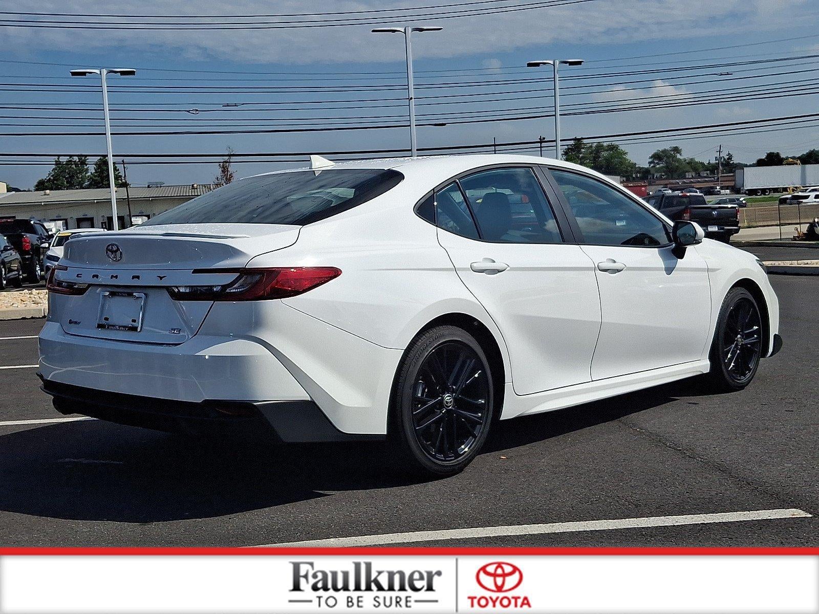 2026 Toyota Camry SE (SE)