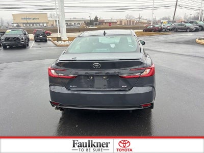 2025 Toyota Camry SE (SE)