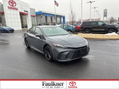 2025 Toyota Camry SE (SE)