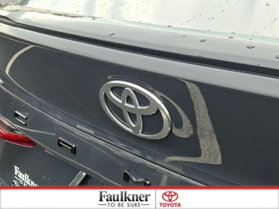 2025 Toyota Camry SE (SE)