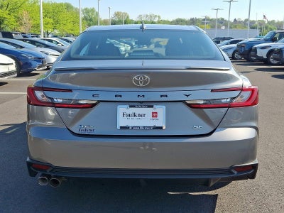 2025 Toyota Camry SE (SE)