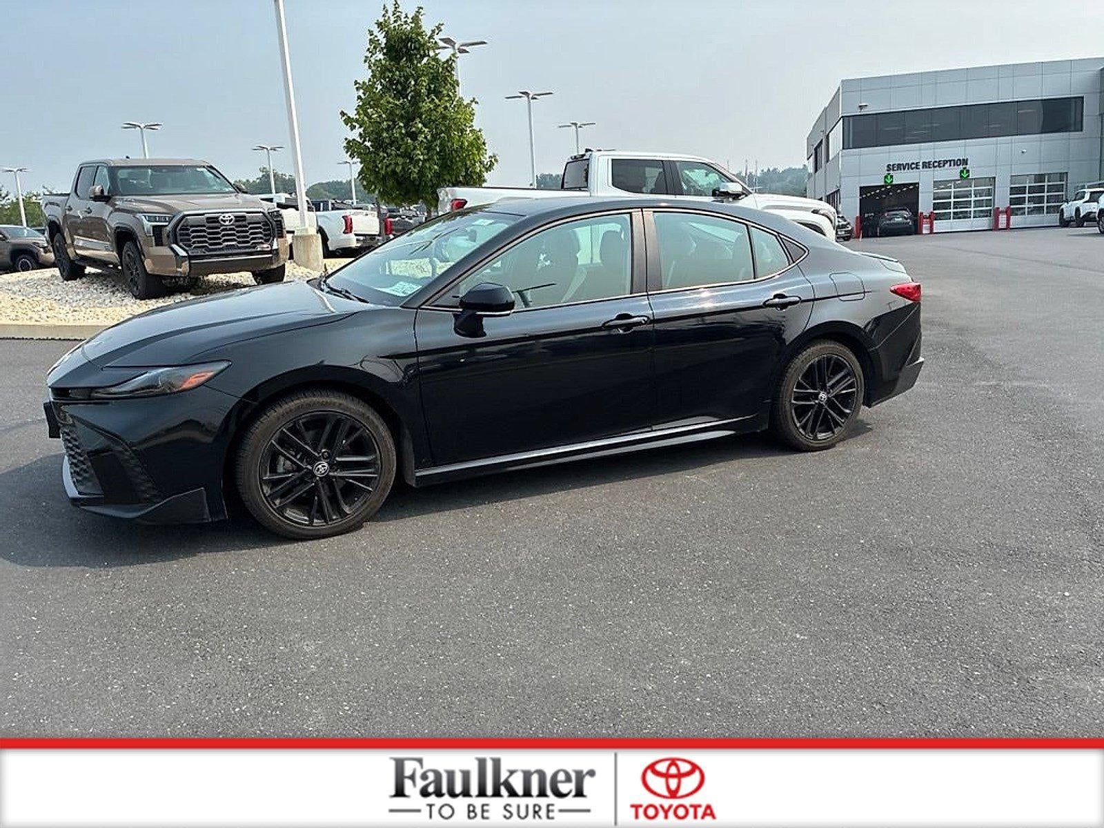 2025 Toyota Camry SE (SE)