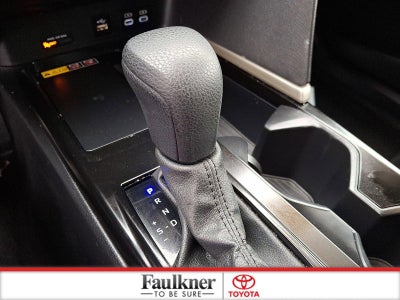 2025 Toyota Camry LE (SE)