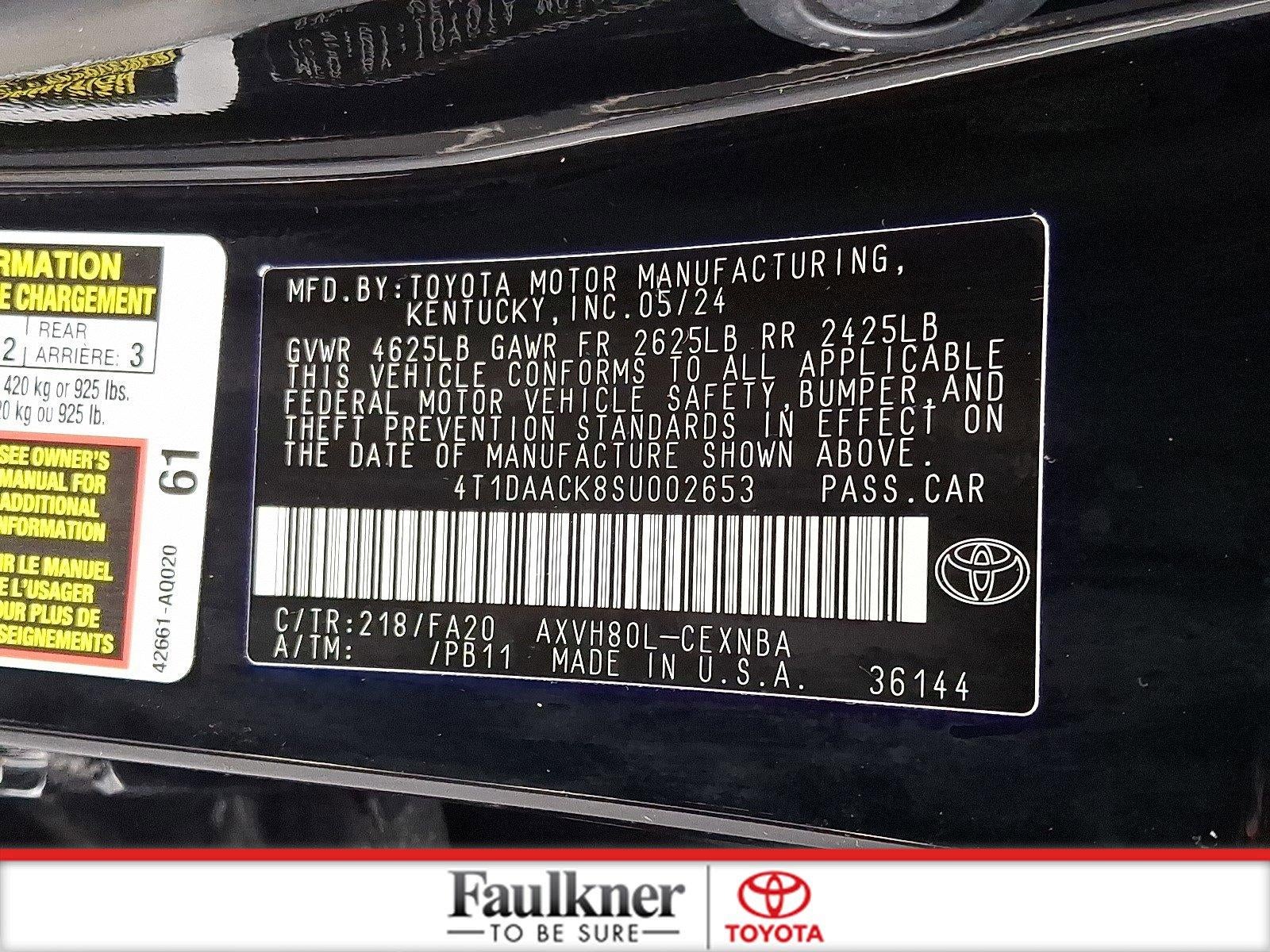 2025 Toyota Camry LE (SE)