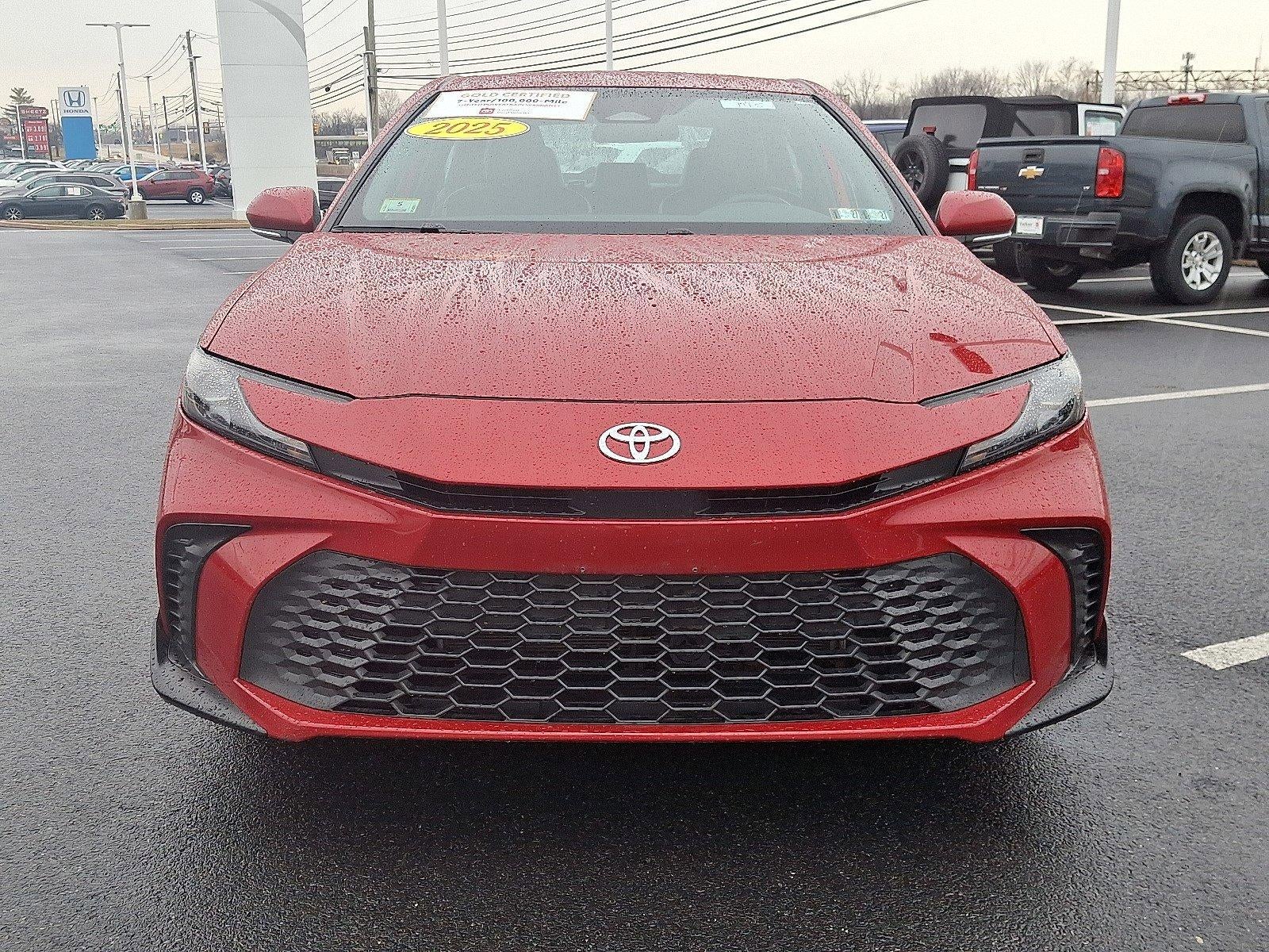 2025 Toyota Camry SE (SE)