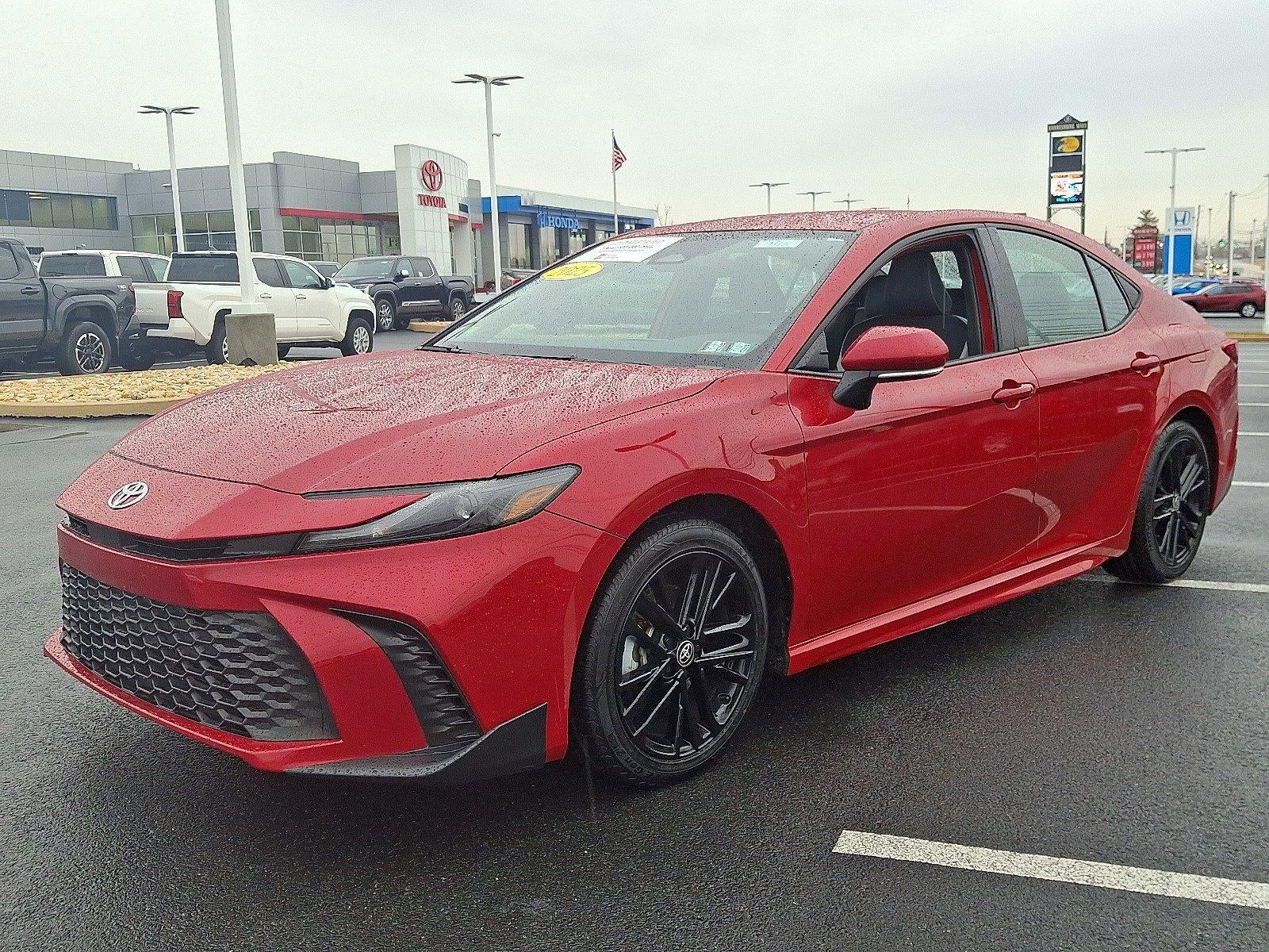 2025 Toyota Camry SE (SE)