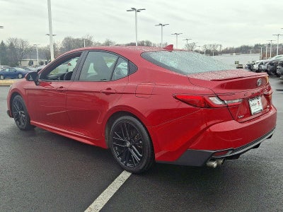 2025 Toyota Camry SE (SE)