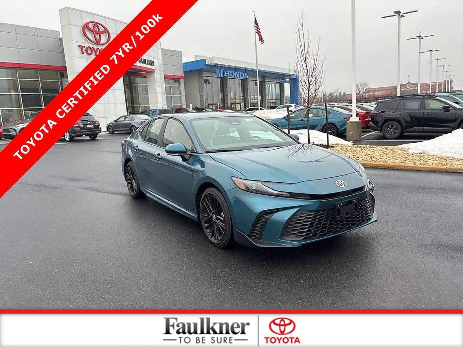 2025 Toyota Camry SE (SE)