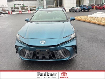 2025 Toyota Camry SE (SE)