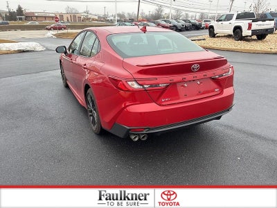 2025 Toyota Camry SE (SE)