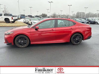 2025 Toyota Camry SE (SE)