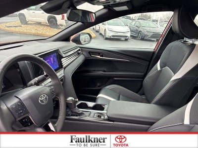 2025 Toyota Camry SE (SE)