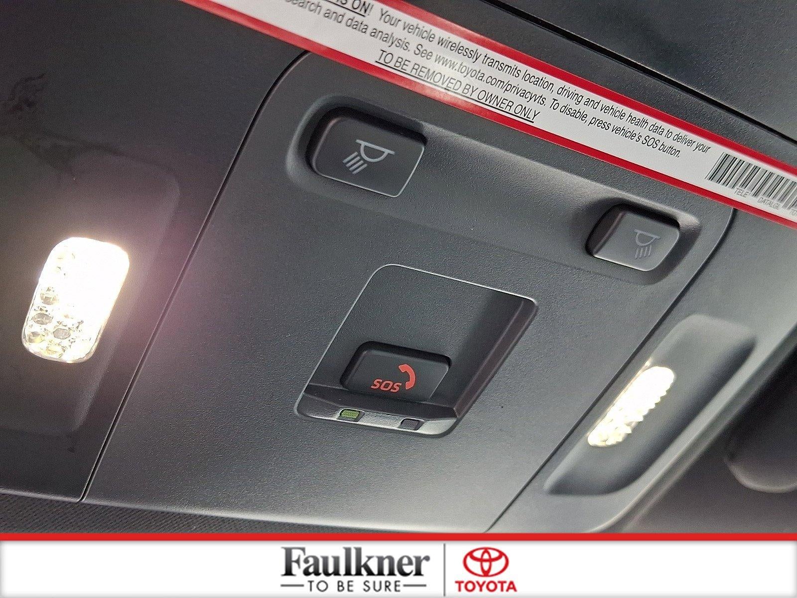 2025 Toyota Camry SE (SE)