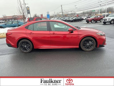 2025 Toyota Camry SE (SE)