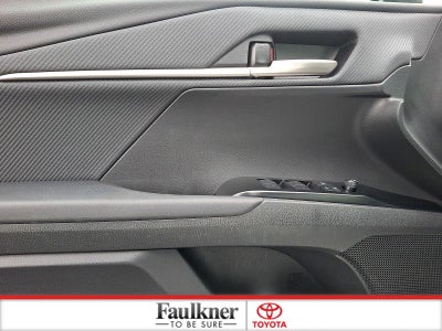 2025 Toyota Camry SE (SE)