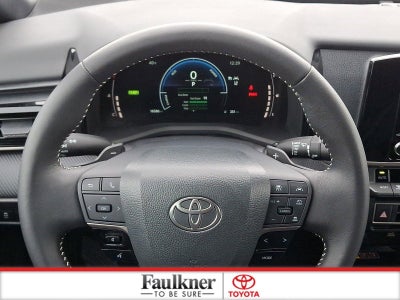 2025 Toyota Camry SE (SE)