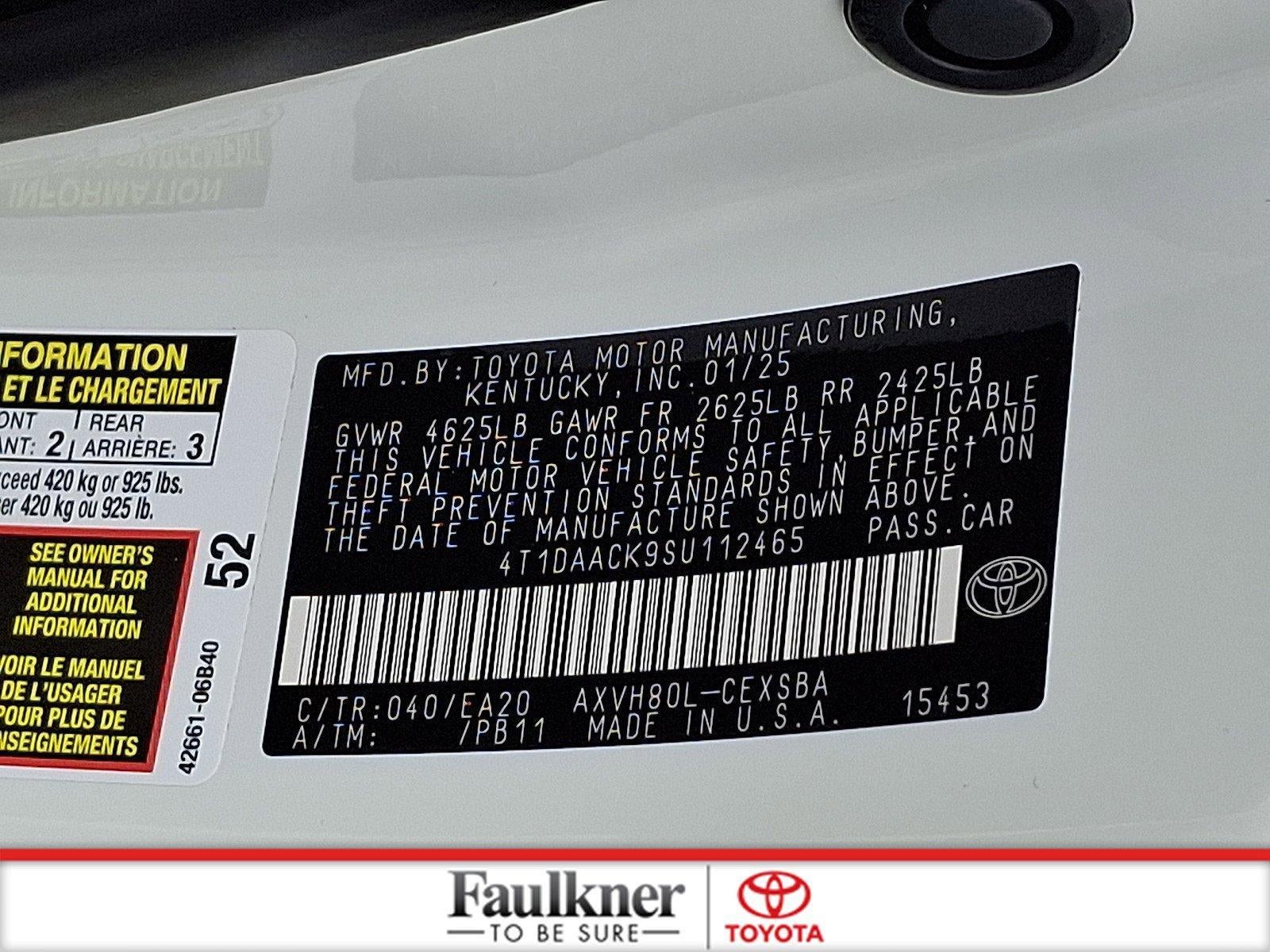 2025 Toyota Camry SE (SE)