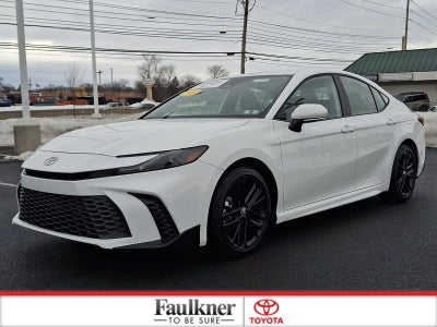 2025 Toyota Camry SE (SE)