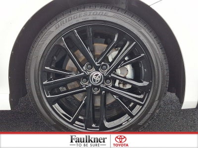 2025 Toyota Camry SE (SE)