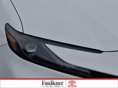 2025 Toyota Camry SE (SE)