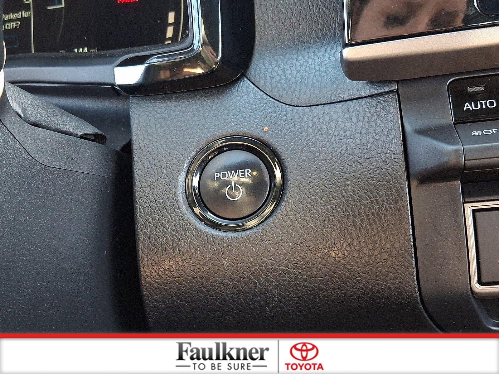 2025 Toyota Camry LE (Natl)