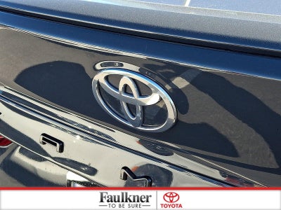 2025 Toyota Camry LE (Natl)