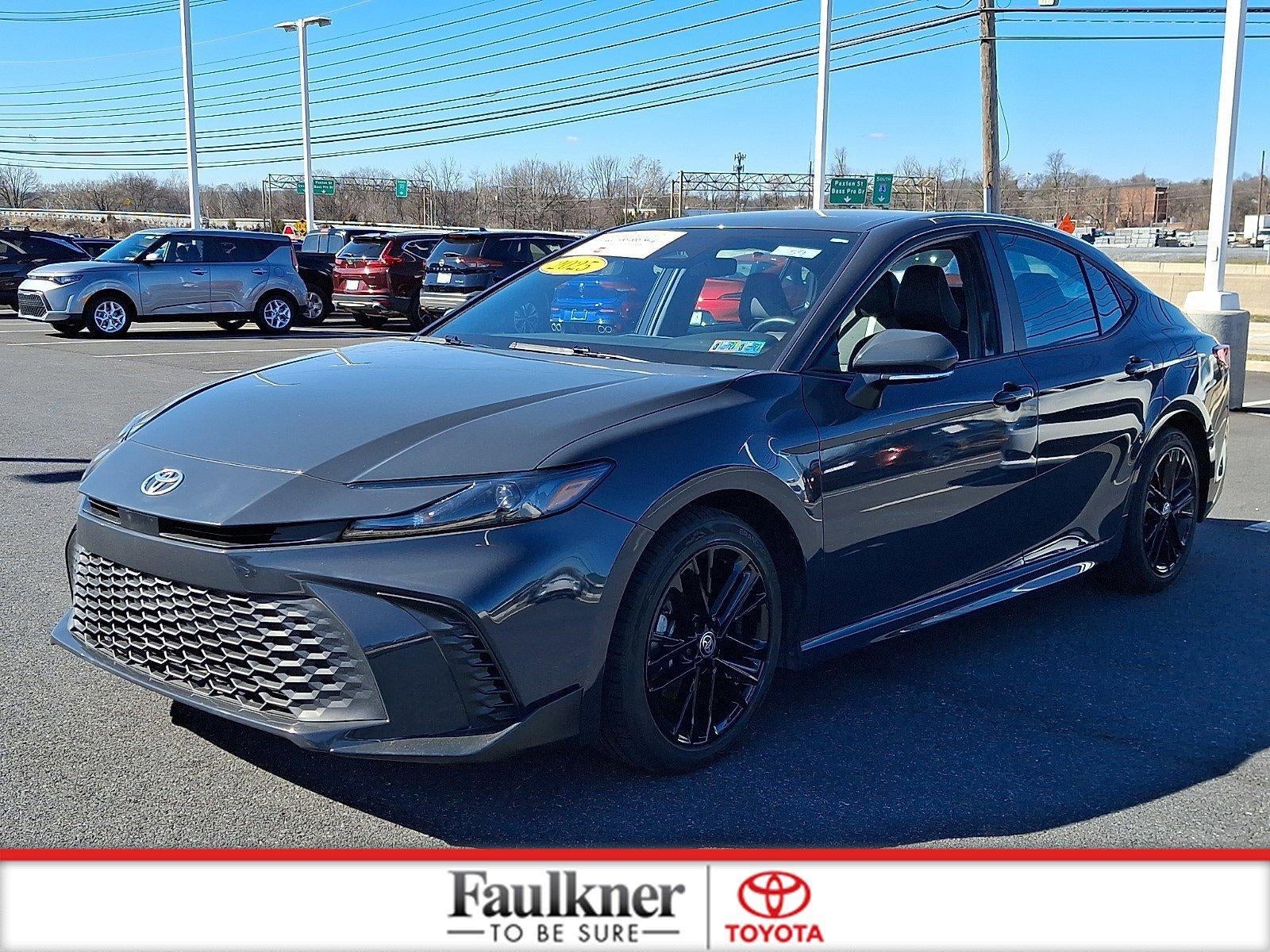 2025 Toyota Camry LE (Natl)