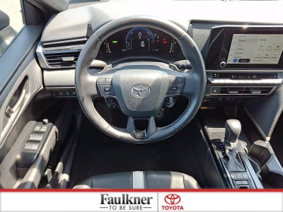 2025 Toyota Camry SE (SE)