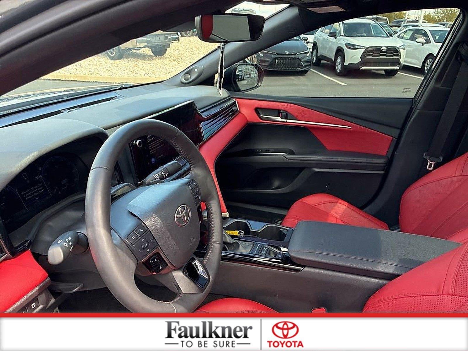 2025 Toyota Camry XSE AWD (Natl)