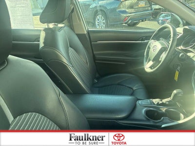 2023 Toyota Camry SE Auto (SE)