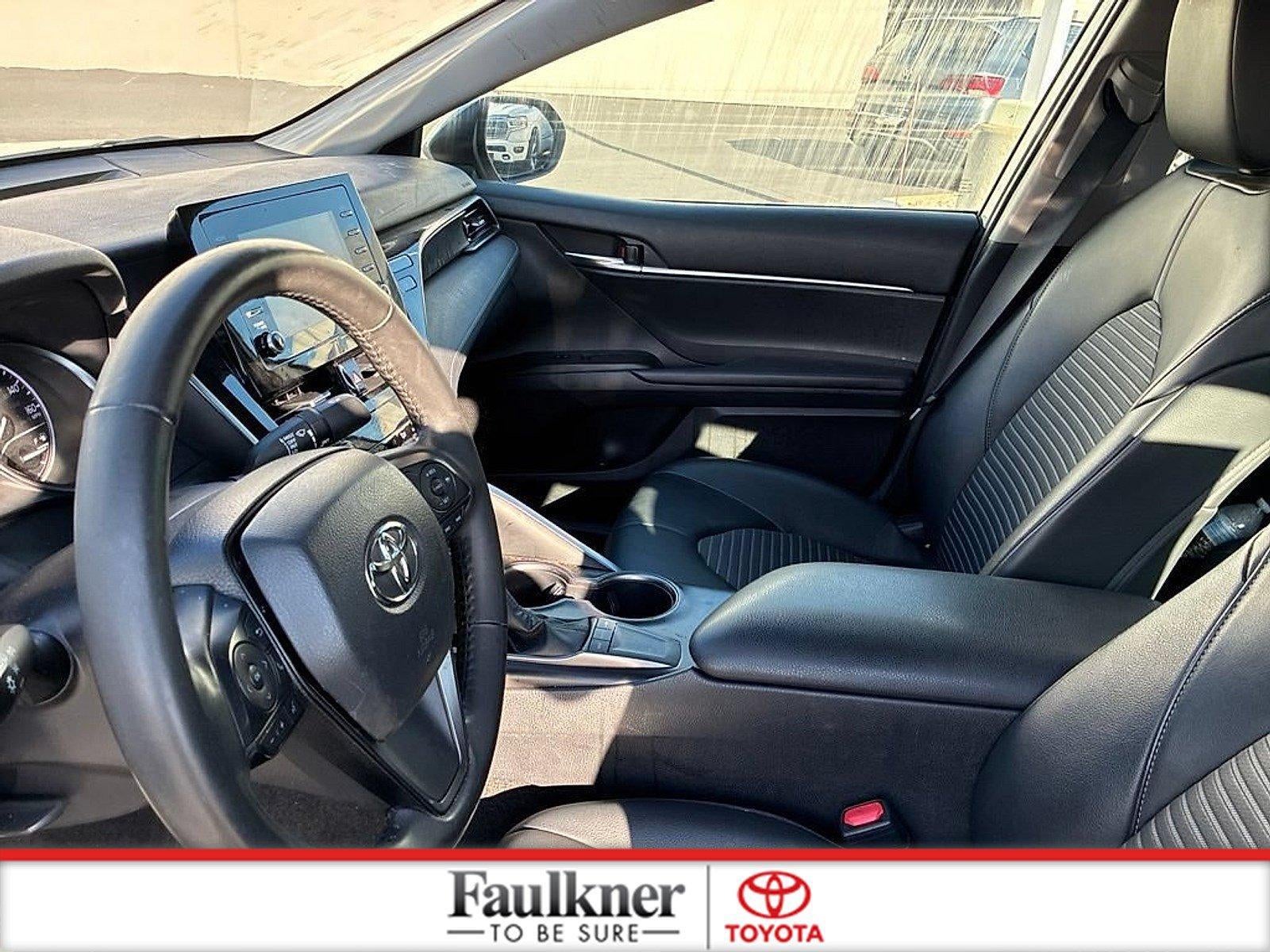 2023 Toyota Camry SE Auto (SE)