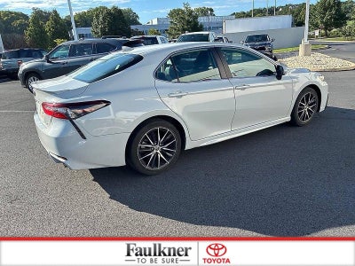 2023 Toyota Camry SE Auto (SE)