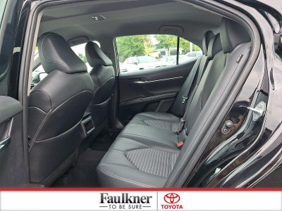 2024 Toyota Camry SE Auto (SE)