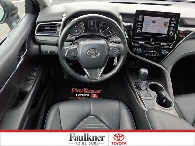 2024 Toyota Camry SE Auto (SE)