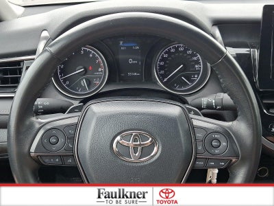 2024 Toyota Camry SE Auto (SE)