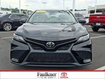 2024 Toyota Camry SE Auto (SE)