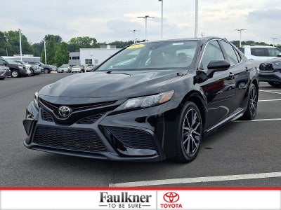 2024 Toyota Camry SE Auto (SE)