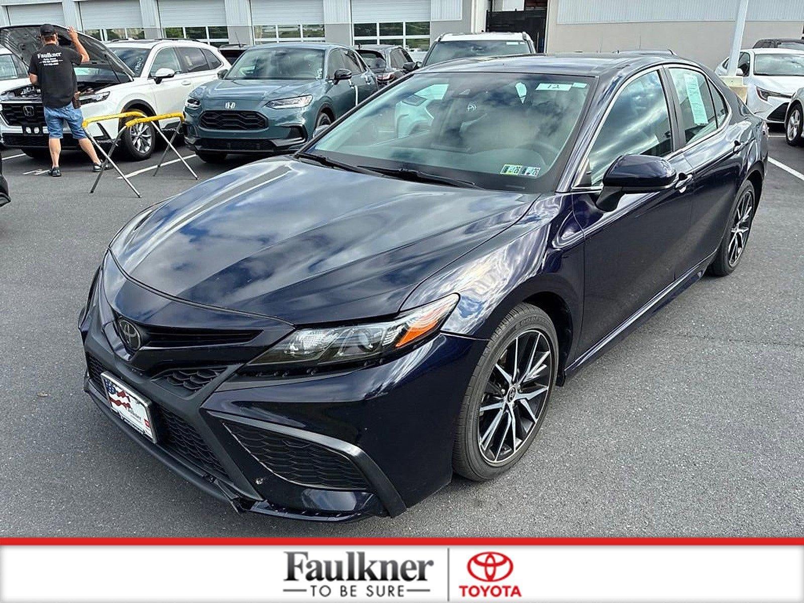 2021 Toyota Camry SE Auto (SE)