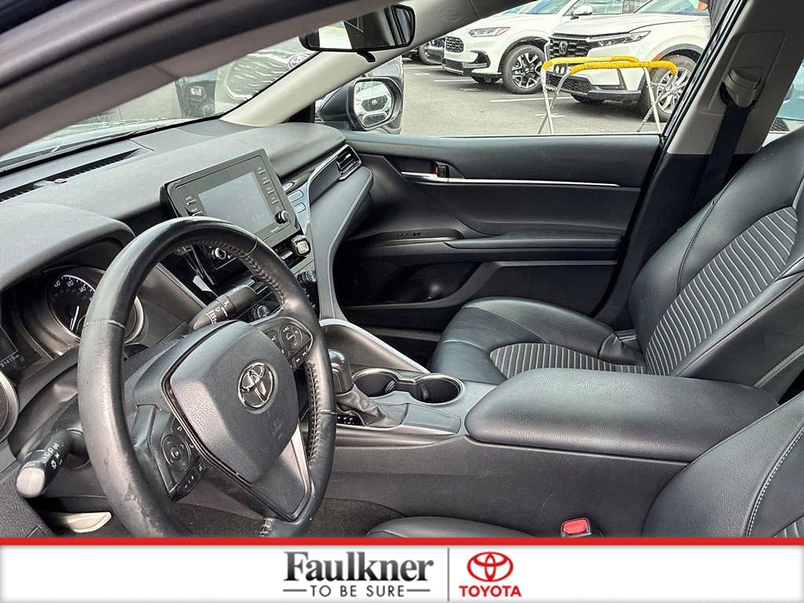 2021 Toyota Camry SE Auto (SE)